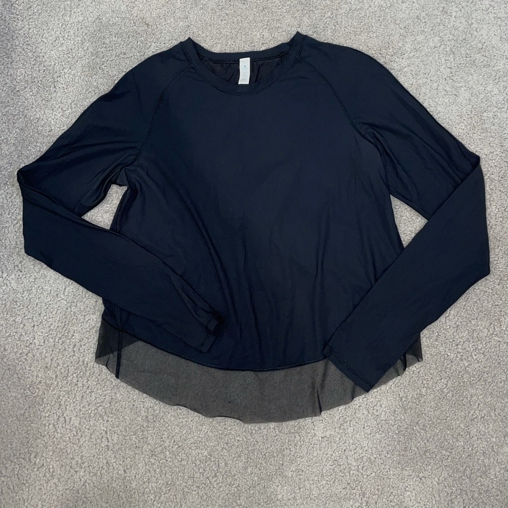 Long sleeve Lululemon top